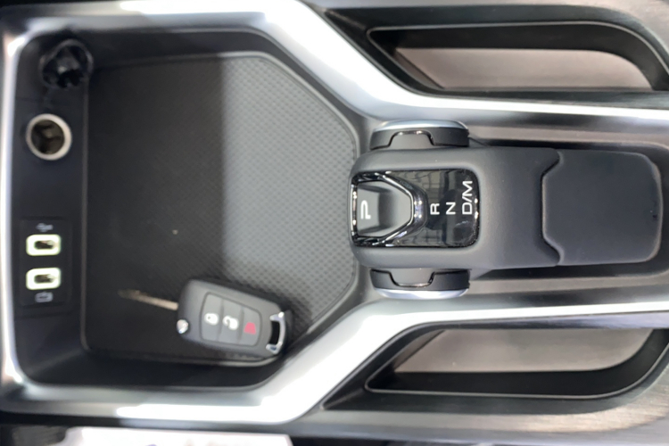 哈弗H5 2025款 2.0T自动四驱领创版 汽油中控内饰7005