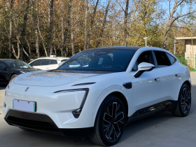 阿维塔11 2022款 长续航双电机奢享版 5座