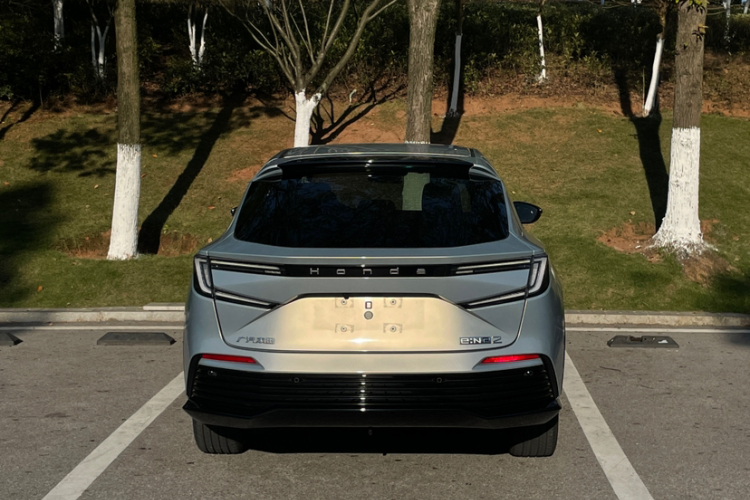 本田 e:NP2 极湃2 2024款 进阶版车身外观6006