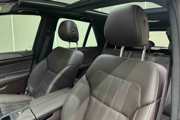 奔驰GLE 2019款 GLE 320 4MATIC 动感型臻藏版局部细节22