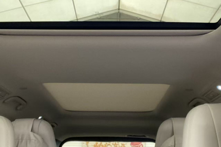 比亚迪 夏 2025款 DM-i 1.5T 180km 超越型中控内饰7001