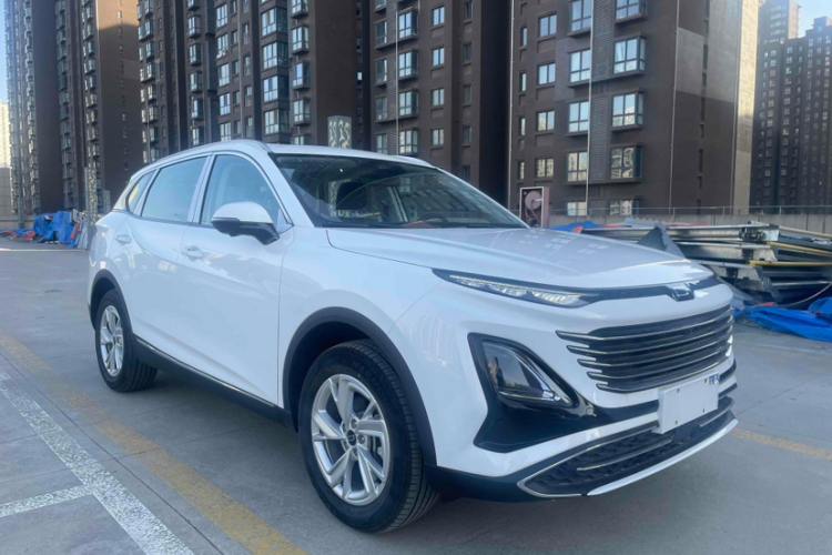 奔腾T90 2023款 1.5T DCT 自动豪华型车身外观6002