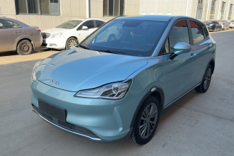 哪吒汽车 哪吒V 2022款 潮 400 Lite