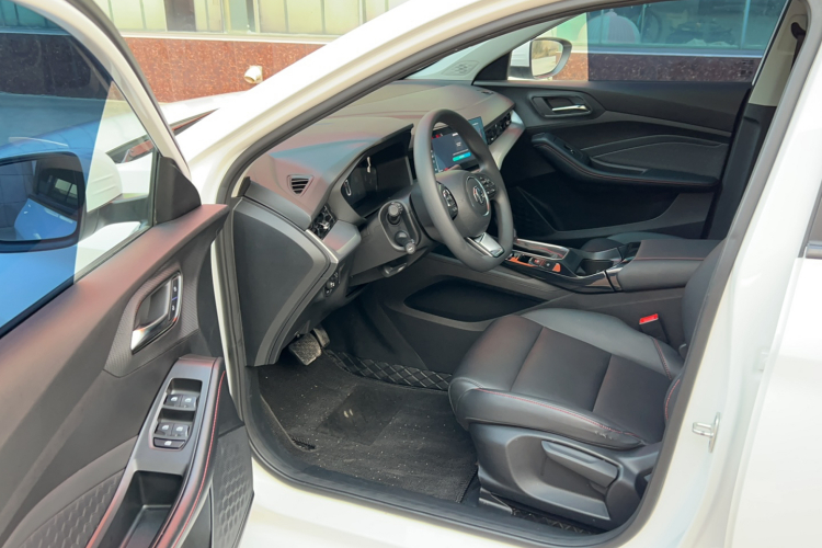 名爵 MG5 2022款 180DVVT CVT青春豪华版中控内饰7001