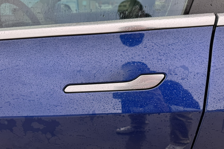 特斯拉 Model 3 2019款 标准续航后驱升级版局部细节9004