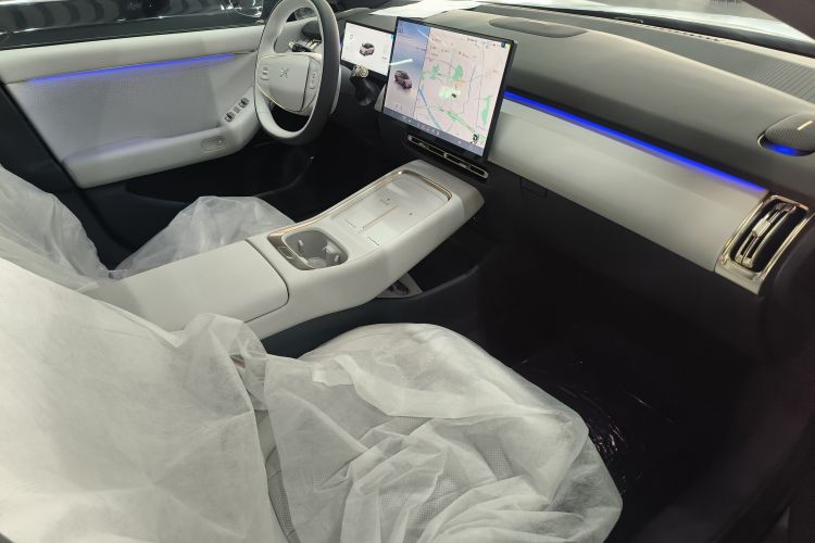 小鹏P7+ 2024款 长续航 Max中控内饰7008