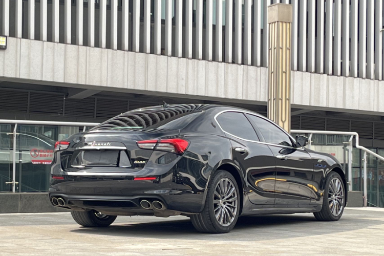 玛莎拉蒂 Ghibli 2022款 2.0T GT锋芒版车身外观6002
