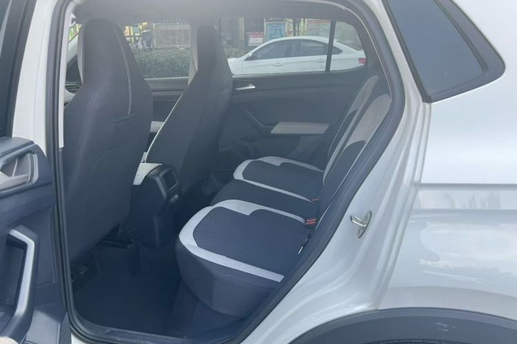 大众 途岳 2025款 新锐 1.5L 锐进版中控内饰7003