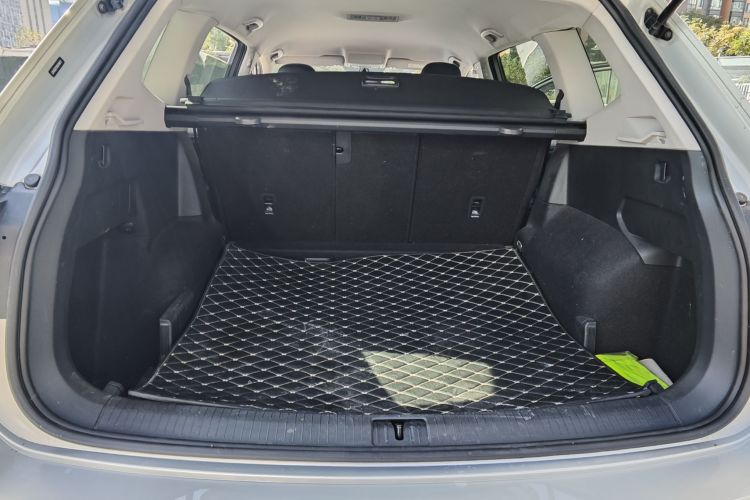 大众 途观L 2019款 330TSI 自动两驱风尚版 国V中控内饰7006