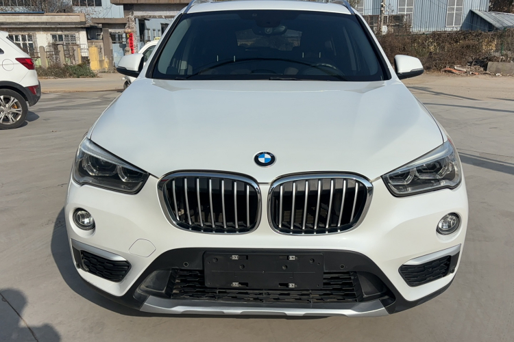 宝马X1 2016款 xDrive20Li 豪华型车身外观6001