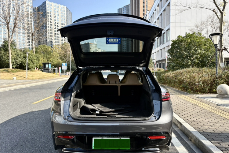 鸿蒙智行 智界R7 2025款 增程 331km Ultra局部细节23