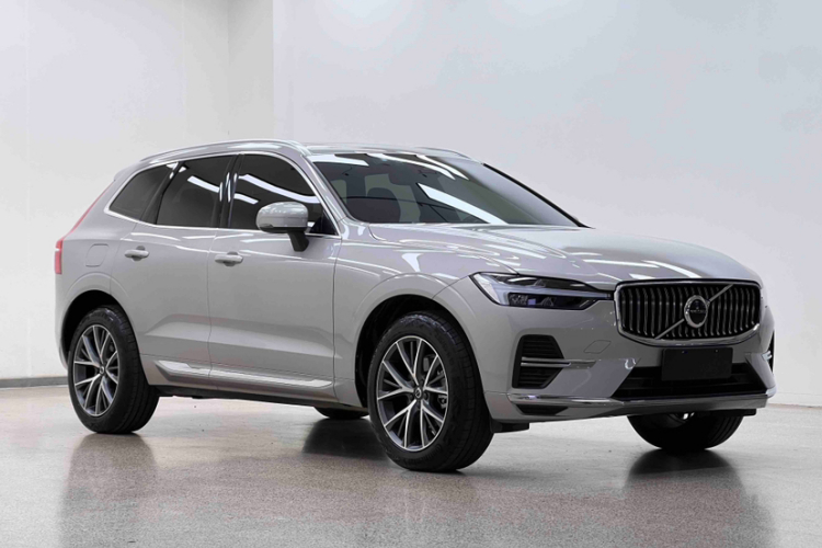 沃尔沃XC60 2022款 B5 四驱智远豪华版车身外观6003