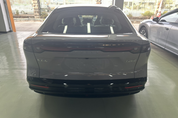 马自达EZ-6 2026款 增程200 Pro运动版车身外观6004