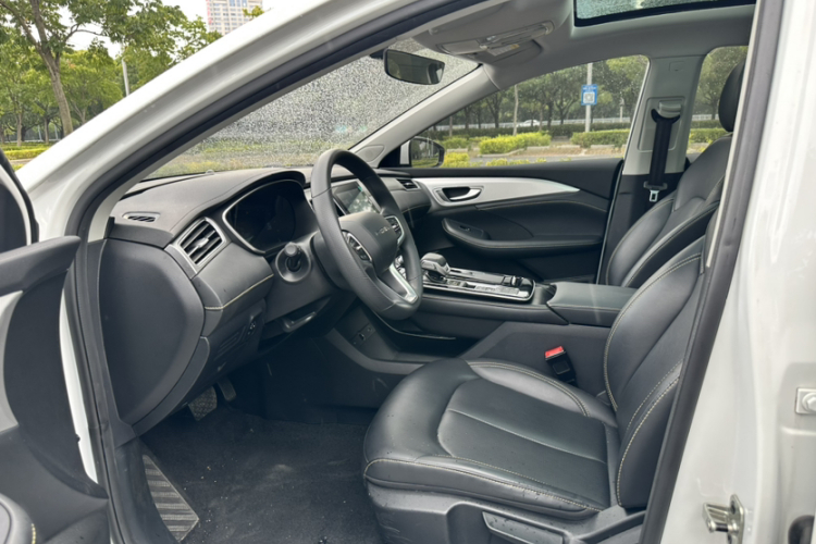 荣威i6 MAX新能源 2023款 EV 420天幕特别版局部细节19