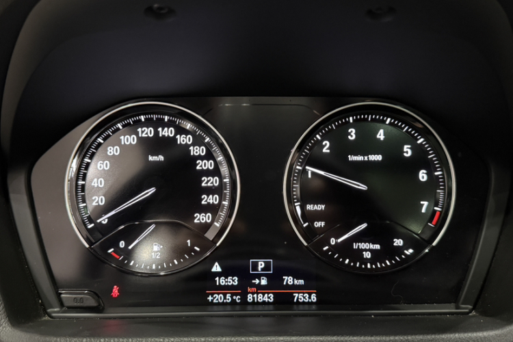 宝马X1 2019款 sDrive18Li 尊享型中控内饰15