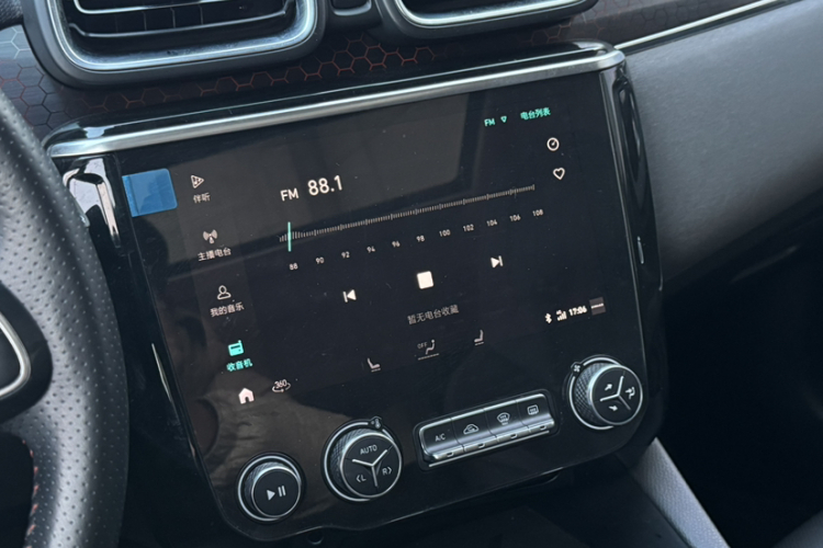 领克02 2018款 1.5T DCT两驱劲Pro版 国V局部细节16