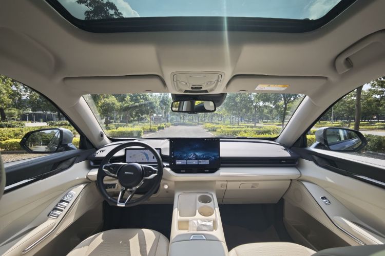 哈弗H6 2024款 1.5T 两驱Ultra中控内饰7005