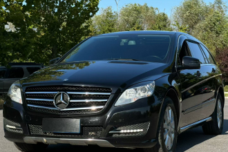 奔驰R级 2017款 R 320 4MATIC 商务型臻藏版