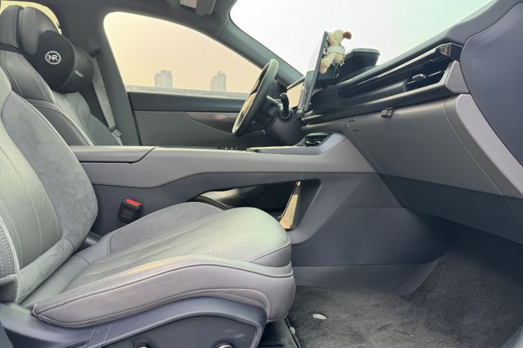 领克07 2024款 EM-P 126长续航 Ultra中控内饰7012