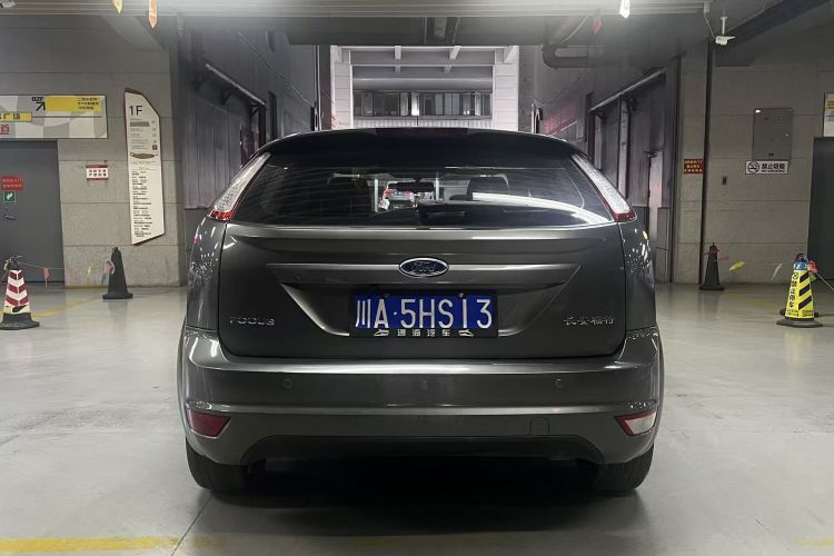 福特 福克斯 2013款 两厢经典 1.8L 自动时尚型车身外观6005