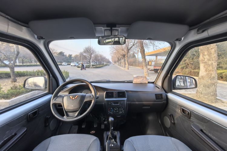 五菱汽车 五菱荣光 2020款 1.5L 加长基本型 国VI L3C中控内饰7004