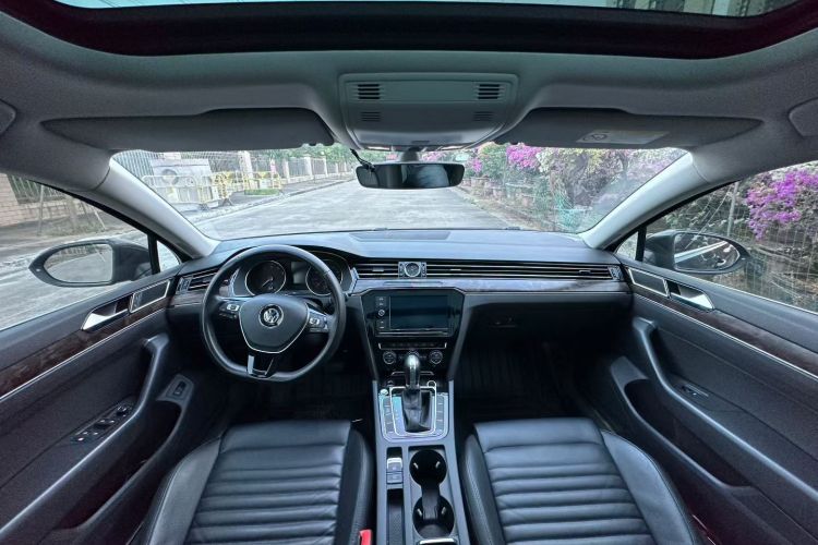 大众 迈腾 2019款 330TSI DSG 豪华型 国VI中控内饰7006