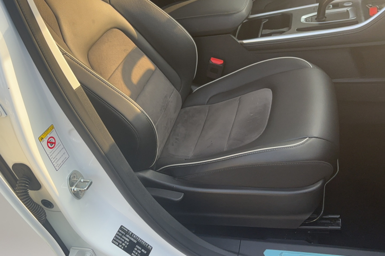 哈弗H6 2021款 国潮版 1.5T 自动都市版局部细节41