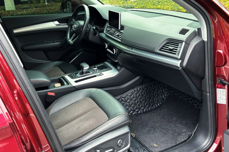 奥迪Q5L 2018款 40 TFSI 荣享时尚型 国V局部细节41