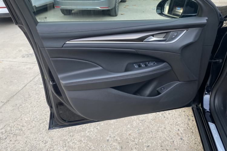 别克 君越 2022款 552T 豪华型中控内饰7005