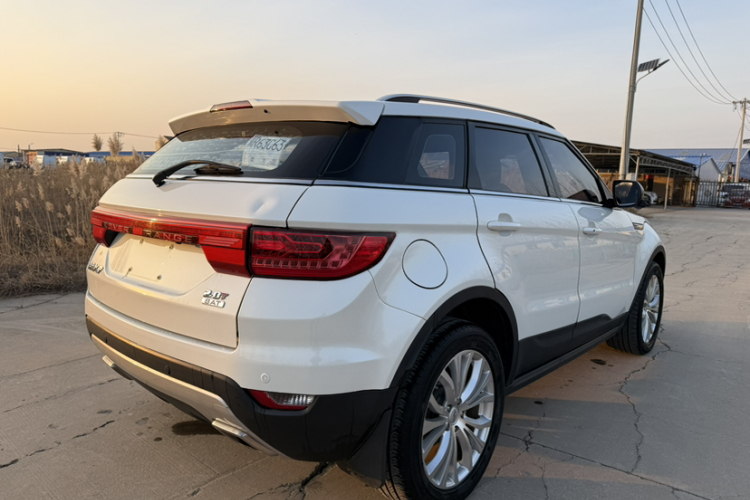 陆风X7 2016款 2.0T 全景尊贵版车身外观6005