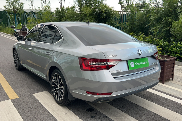 斯柯达 速派 2018款 TSI330 DSG豪华版 国V车身外观6007