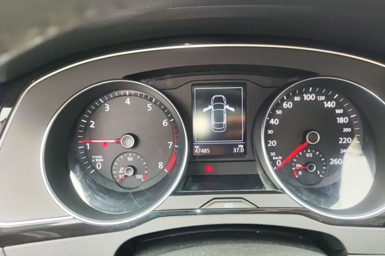 大众 迈腾 2019款 330TSI DSG 豪华型 国VI中控内饰15