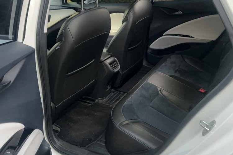 别克 微蓝6 2020款 互联智享型 PLUS中控内饰7004