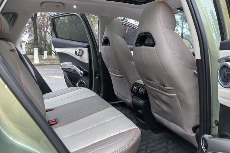 比亚迪 元PLUS 2023款 冠军版 510KM 超越型中控内饰7006