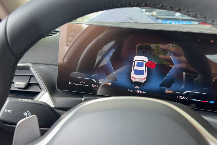 宝马3系 2024款 325Li M运动套装中控内饰15