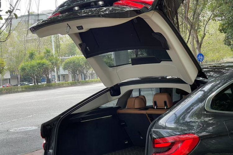 宝马6系GT 2021款 630i 豪华设计套装中控内饰7003