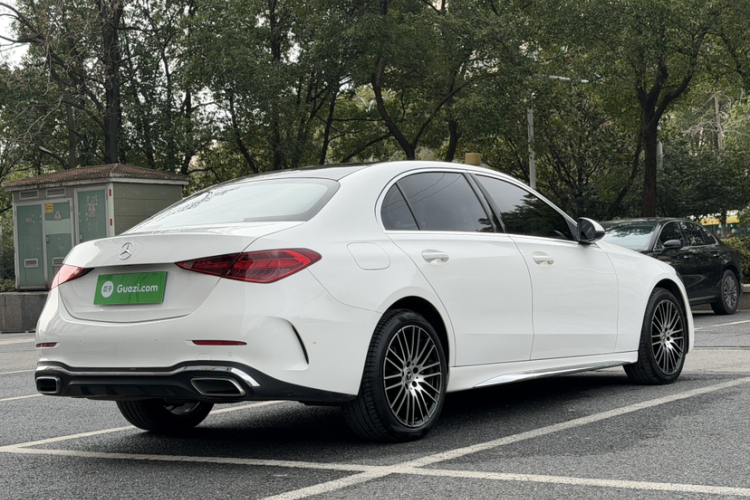 奔驰C级 2023款 C 260 L 运动版车身外观6002