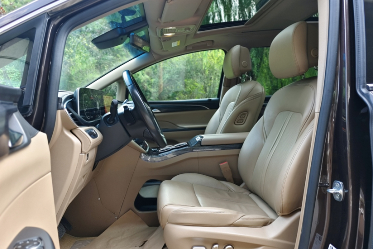 别克GL8 2020款 ES陆尊 653T 旗舰型中控内饰7007