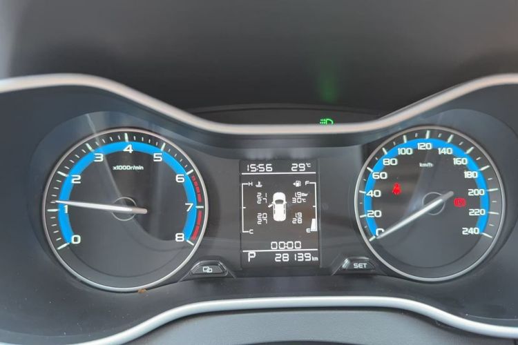 吉利汽车 帝豪 2020款 1.5L CVT豪华型中控内饰15