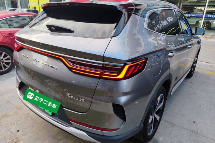 比亚迪 宋PLUS新能源 2021款 DM-i 51KM 尊荣型车身外观6008