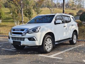 五十铃 mu-X牧游侠 2018款 1.9T 自动两驱劲悦版 5座