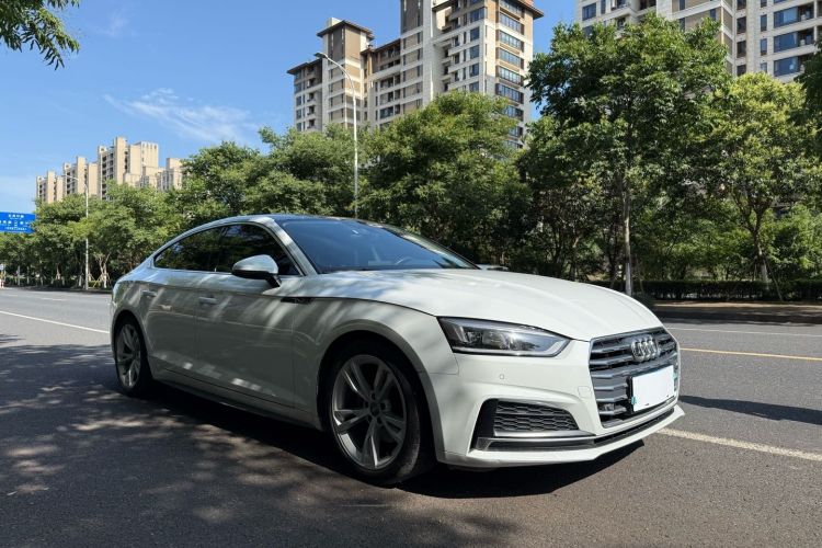 奥迪A5 2019款 Sportback 40 TFSI 时尚型车身外观6002