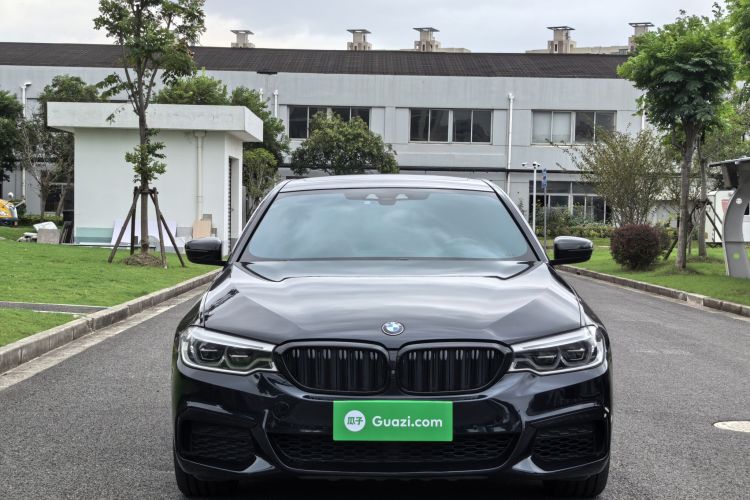 宝马5系(进口) 2020款 530i 风尚版 M运动套装车身外观6001