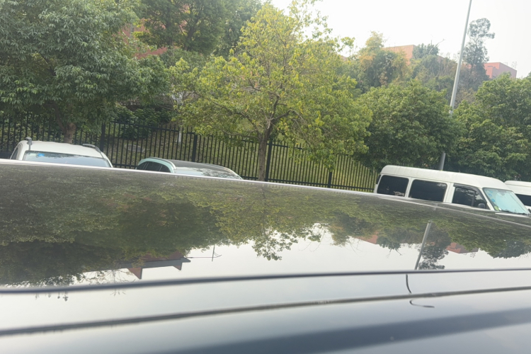 腾势D9 2022款 DM-i 970 四驱尊荣型局部细节57