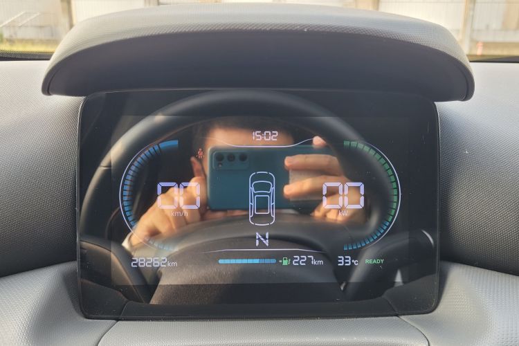 零跑汽车 零跑T03 2021款 400轻享版 三元锂中控内饰15