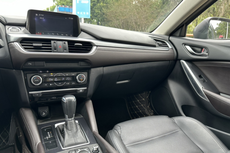 马自达 阿特兹 2017款 2.5L 蓝天运动版局部细节18