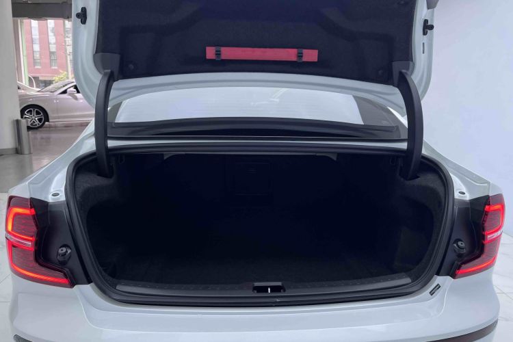 沃尔沃S60 2025款 B4 智逸豪华版中控内饰7009