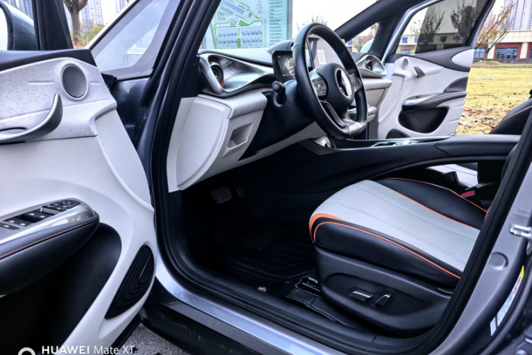 比亚迪 海豚 2021款 405km 时尚版中控内饰7002