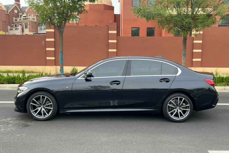 宝马3系 2020款 320Li M运动套装车身外观6002