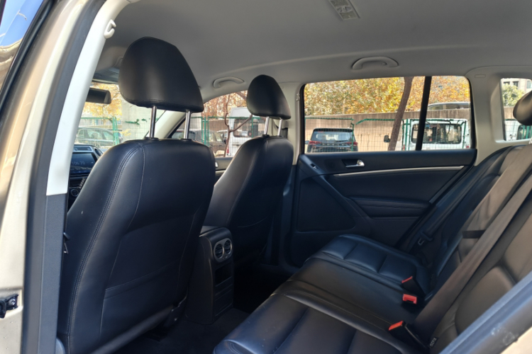 大众 途观 2015款 1.8TSI 自动两驱舒适版局部细节22